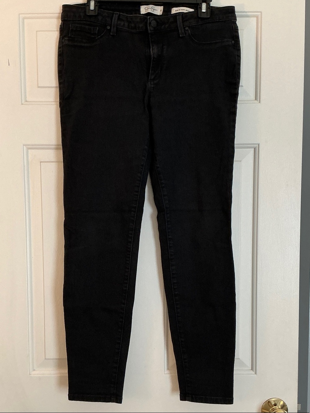Jessica Simpson Black Women’s Kiss Me Super Skinny Jeans size 31